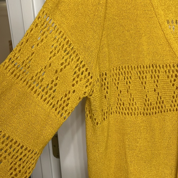 Yellow Cardigan - Picture 3 of 3